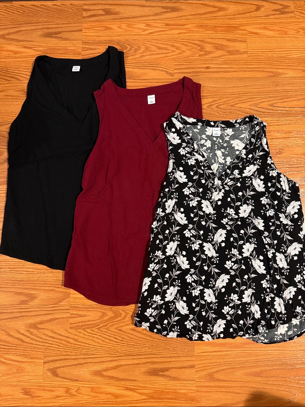 Old Navy V-Neck Tank Top Bundle - Black Burgundy, Black and White Floral